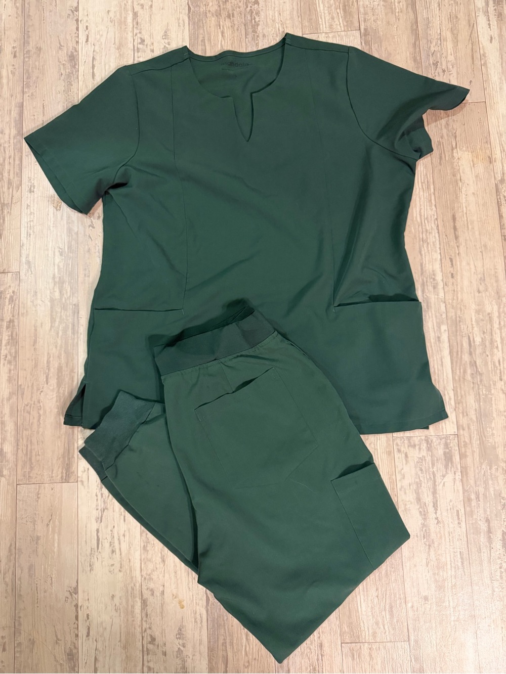 Mandala Dark Green Scrub Set Size Medium